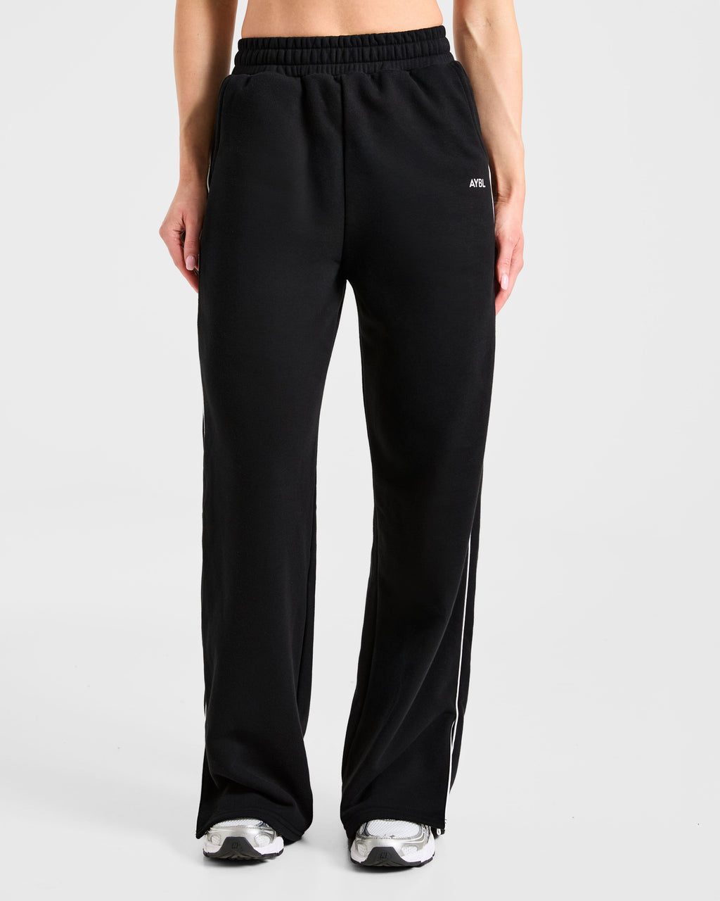 Form Straight Leg Joggers - Noir