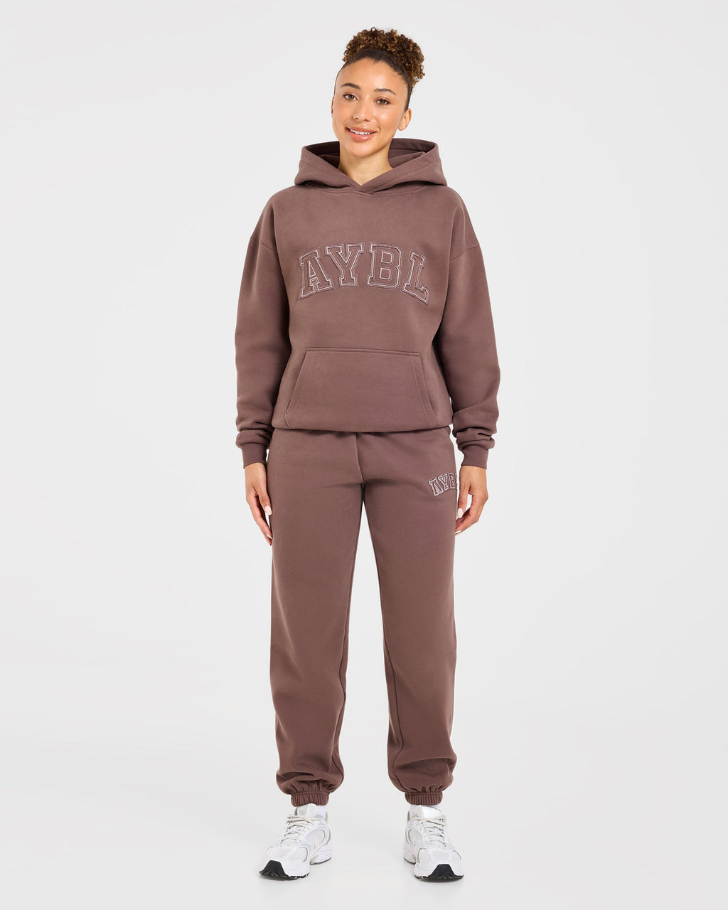 Varsity Applique Oversized Joggers - Marron