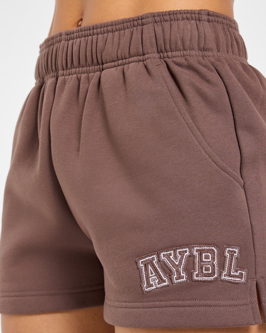 Varsity Applique Oversized Shorts - Marron