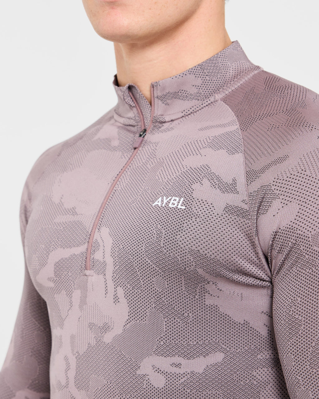 Camo Seamless 1/4 Zip Pullover - Woodland Taupe