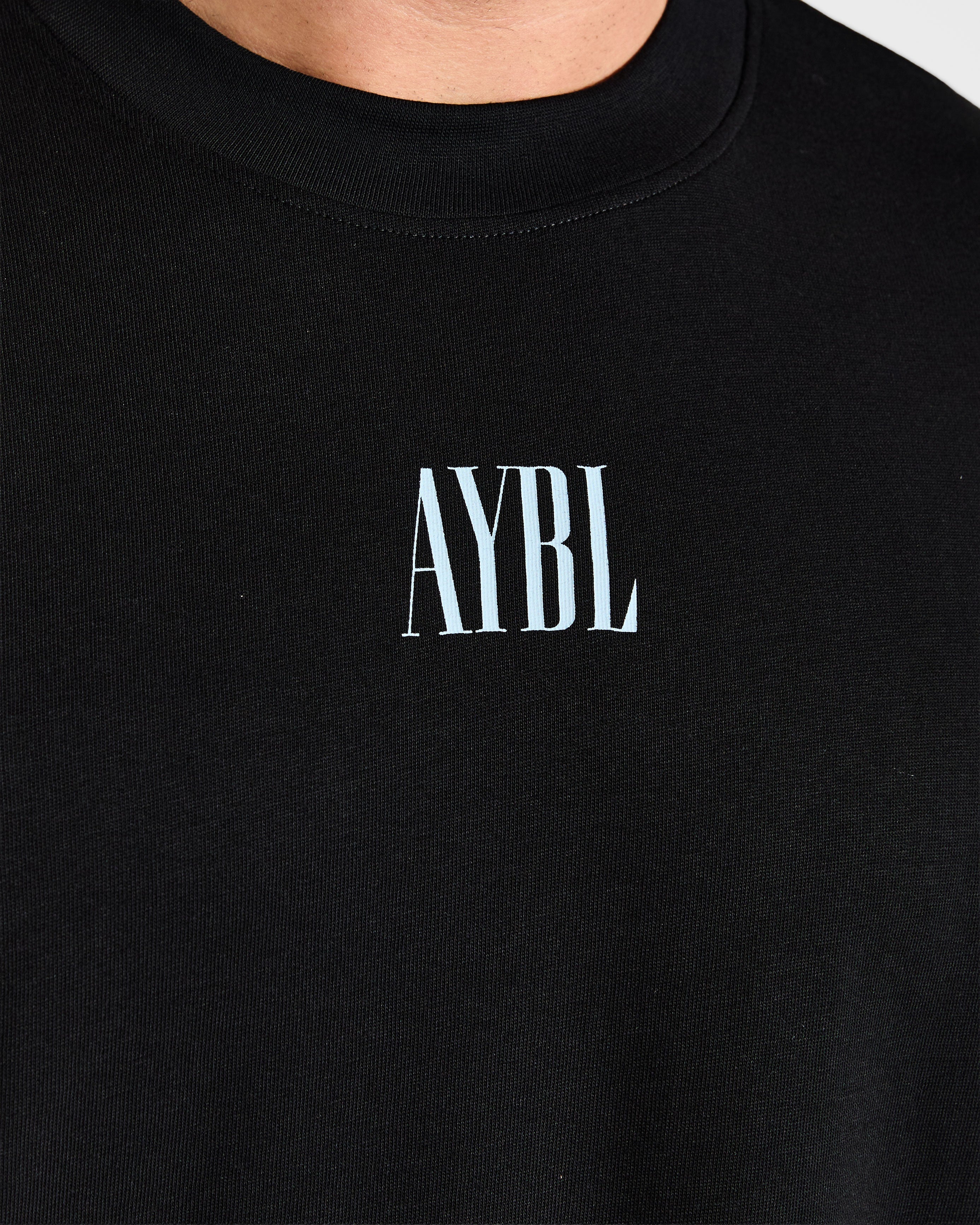 Strength Of Titans Oversized T Shirt - Noir
