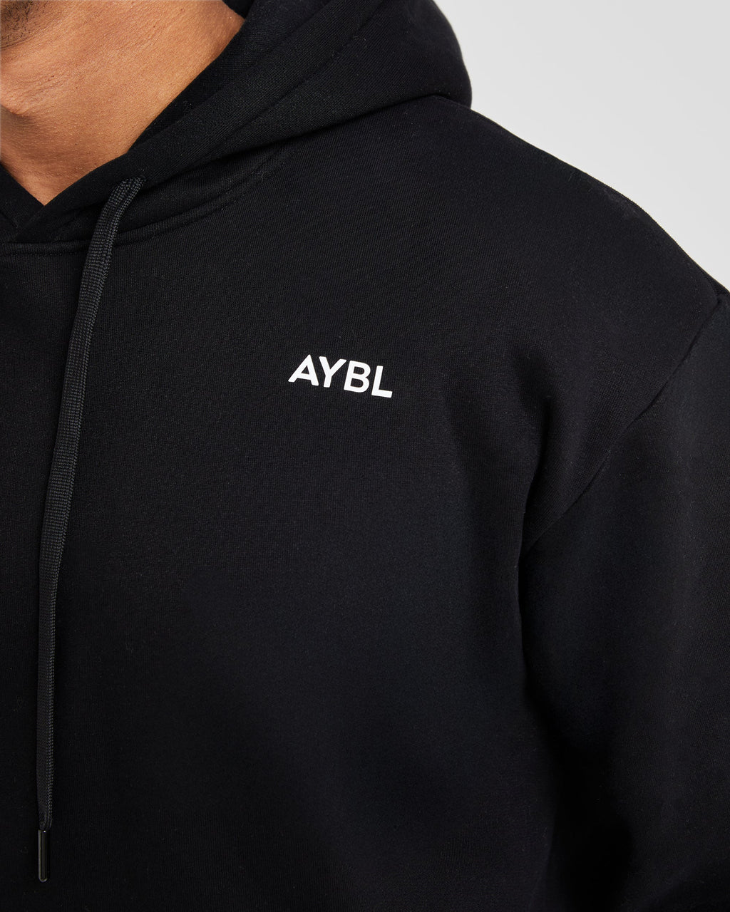 Essential Hoodie - Noir