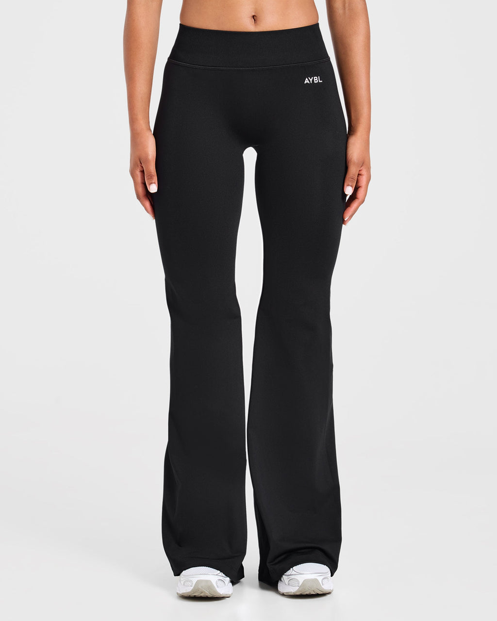 Enhance Seamless Flared Leggings - Noir