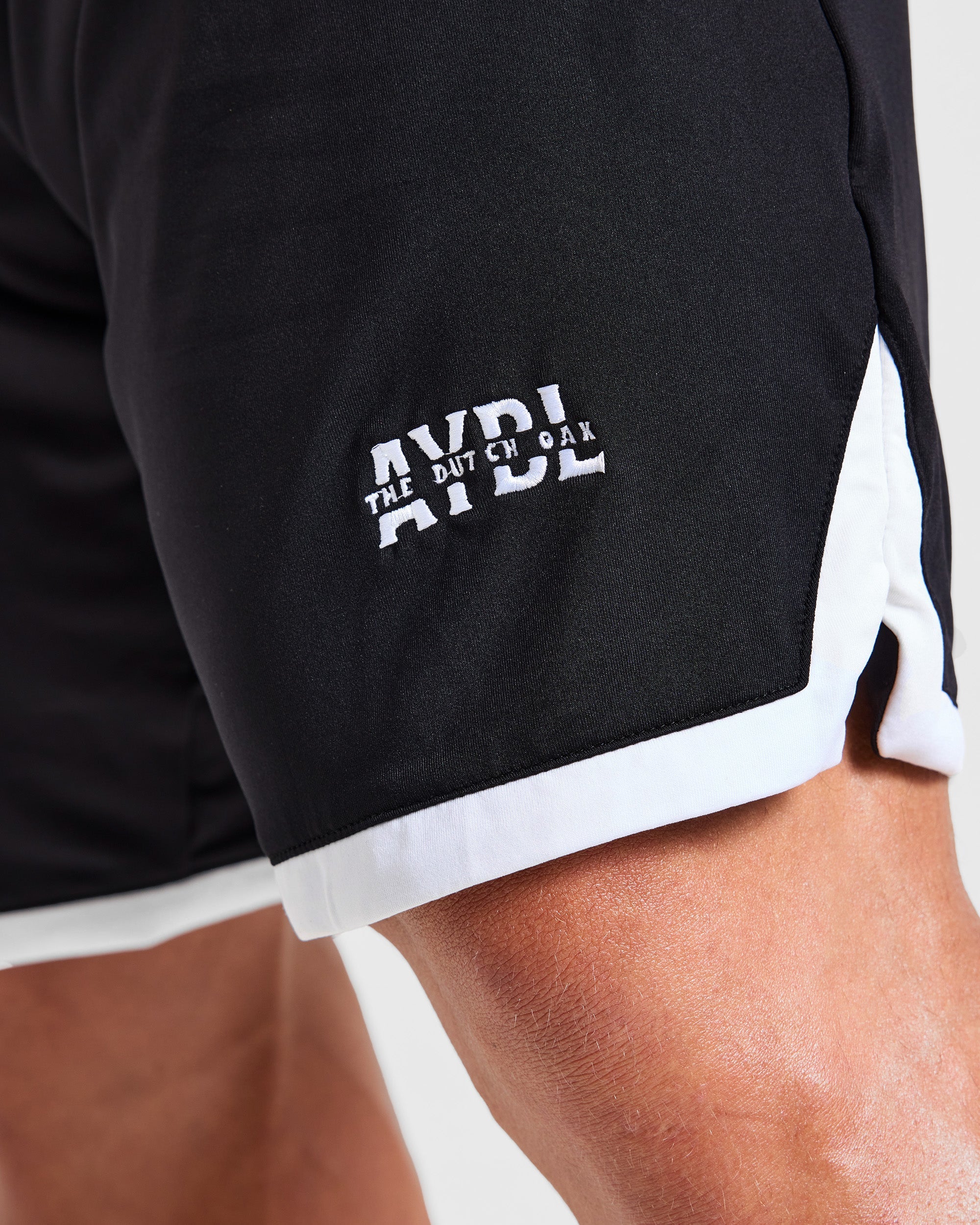 Wesley Vissers x Old School Contrast Shorts - Noir