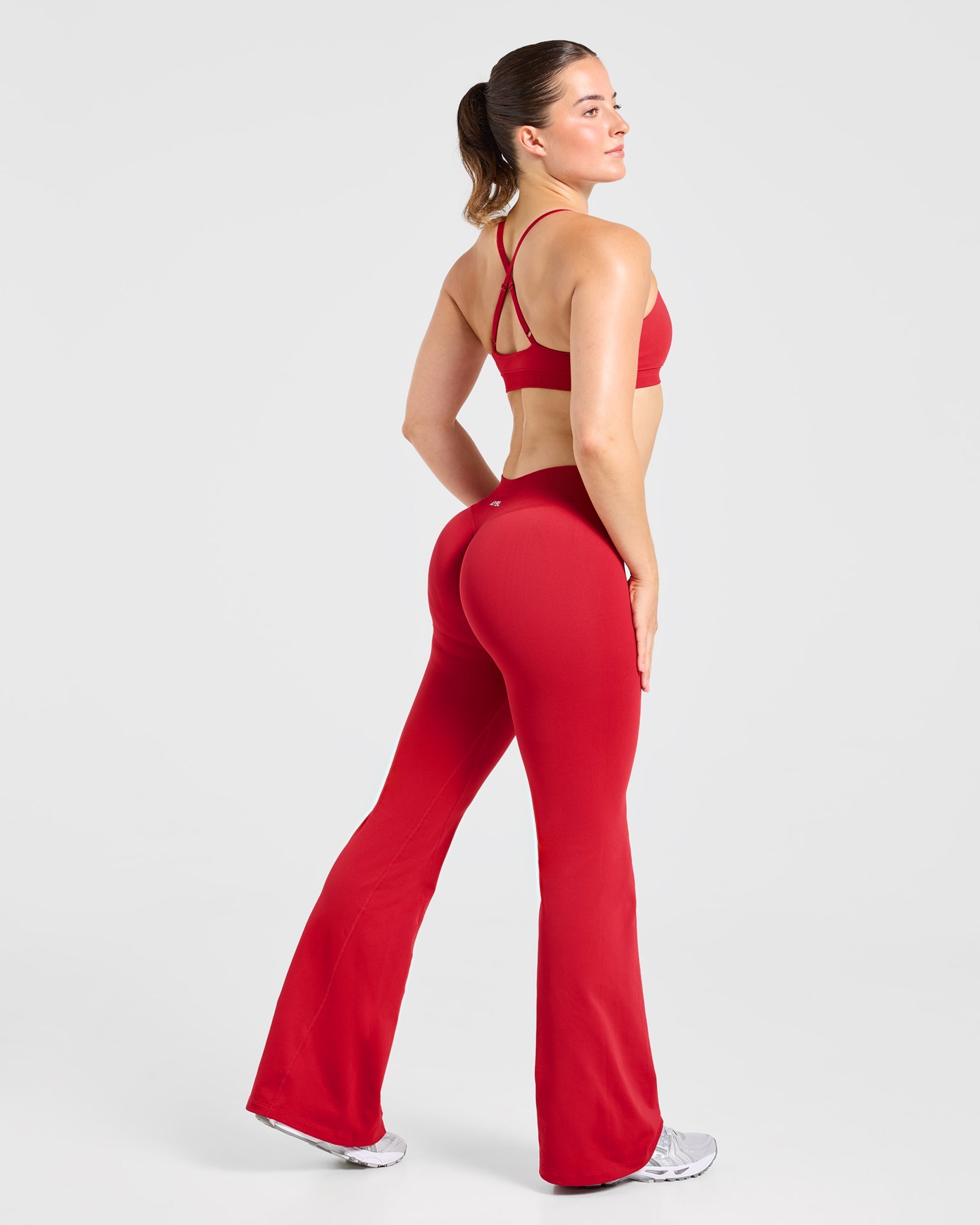 Enhance Seamless Flared Leggings - Rouge