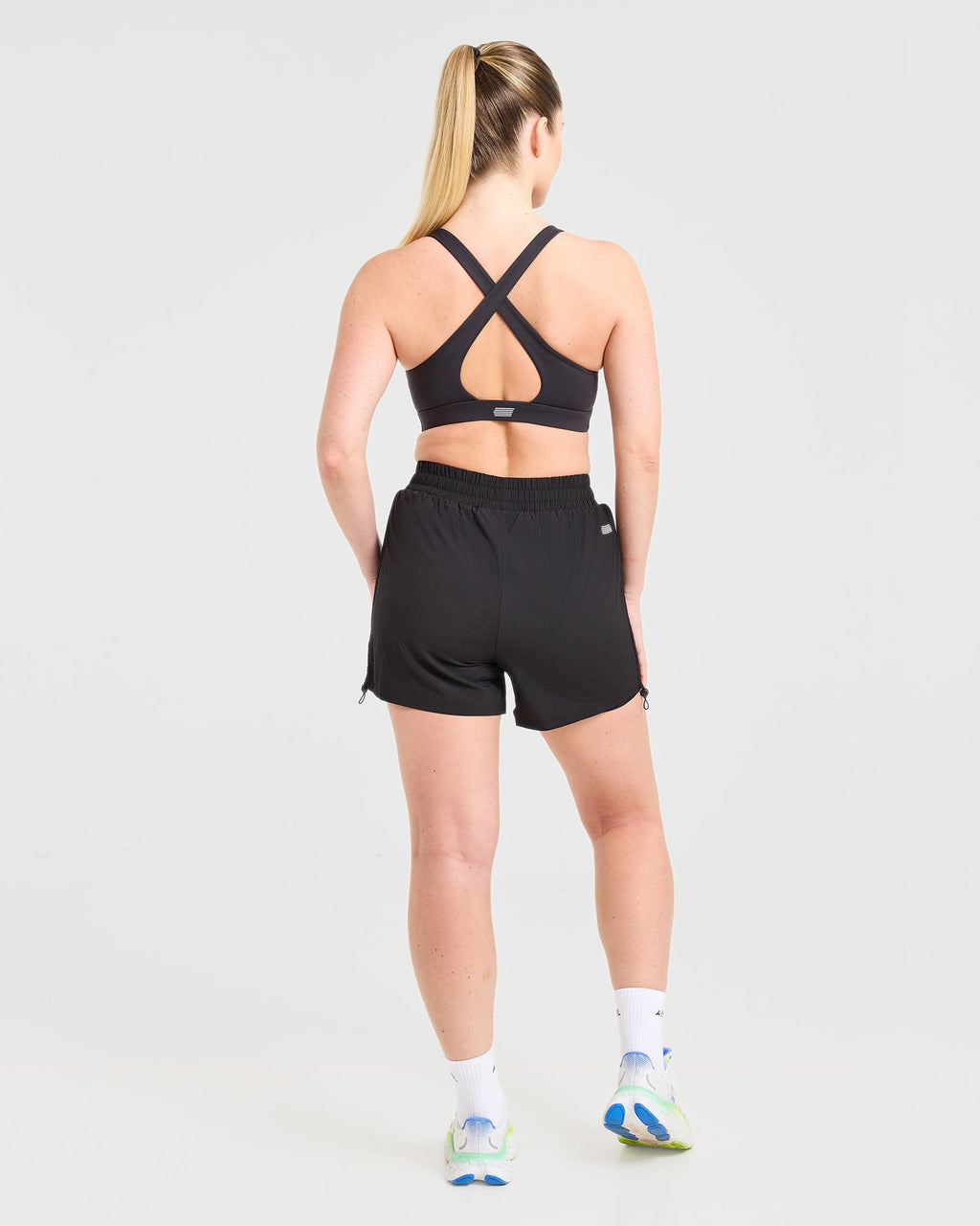 Run Cross Back Sports Bra - Noir